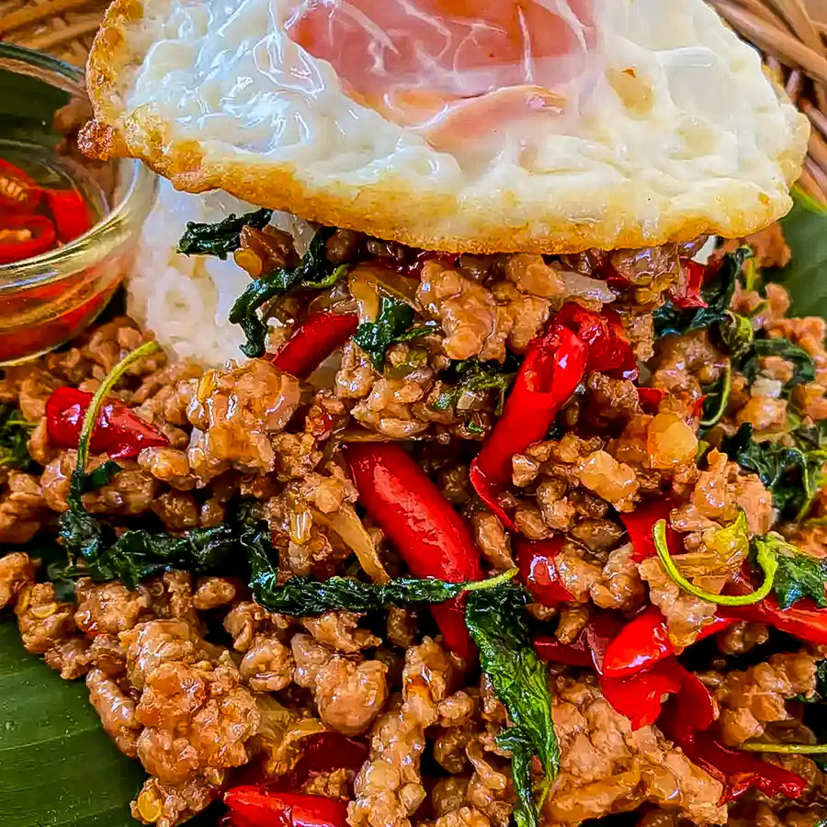 Quick & Easy Pad Krapow: An Authentic Thai Basil Stir Fry Recipe